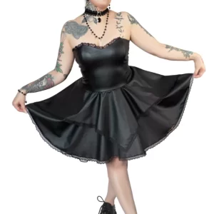 vestido preto rodado de vinil tomara que caia da marca mister monster